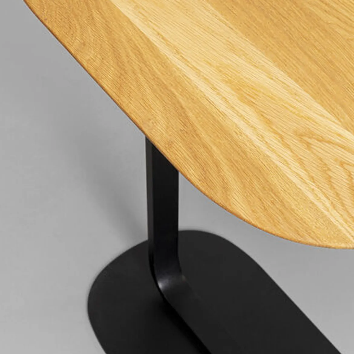 Bank bijzettafel laptop eikenhout - Kare Design Tassilo