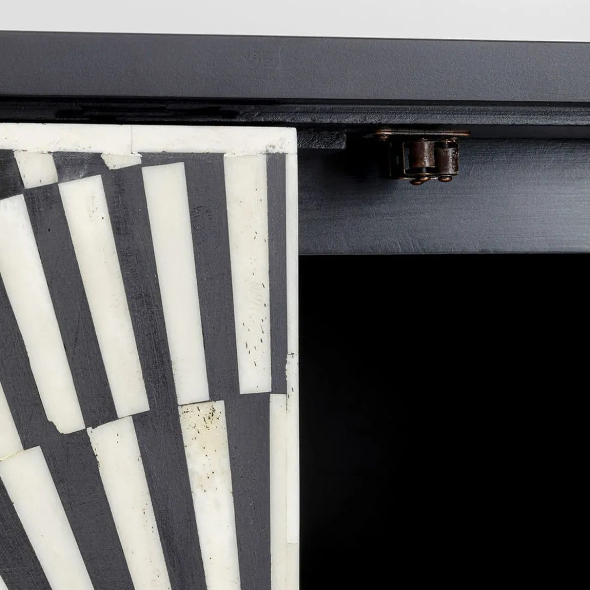 Design dressoir zwart wit - Kare Design Electro