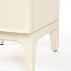 Design nachtkastje beige hout - Zuiver June