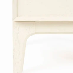 Design nachtkastje beige hout - Zuiver June