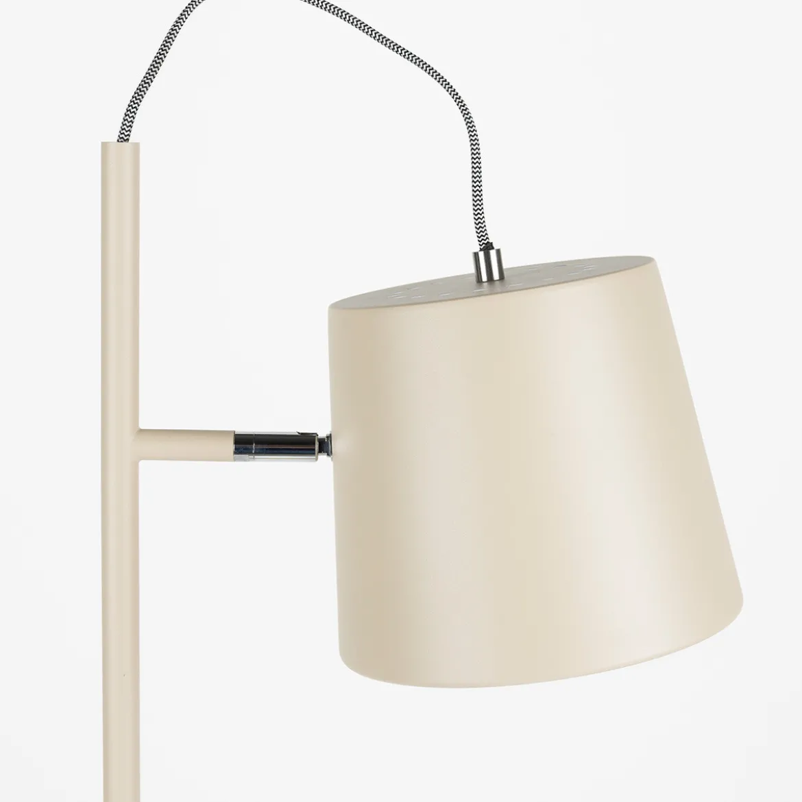 Design vloerlamp van metaal - Zuiver Buckle