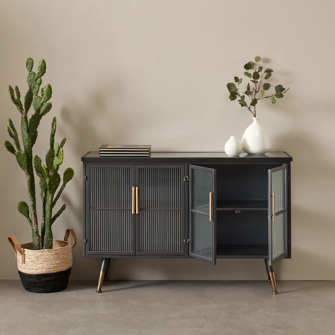 Dressoir zwart met ribbelglas - Kare Design Gomera