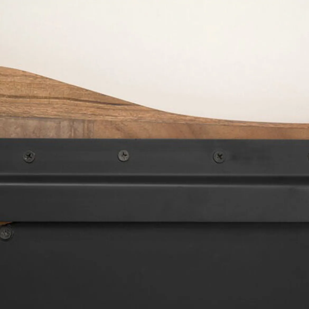 Driehoek spiegel acacia hout - Kare Design Jorge