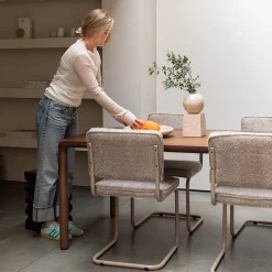 Eettafel hout modern design - Zuiver Storm