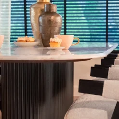 Eettafel marmer en donker hout - Richmond Interiors Mayfield