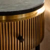 Gouden nachtkastje met ribbels - Richmond Interiors Ironville