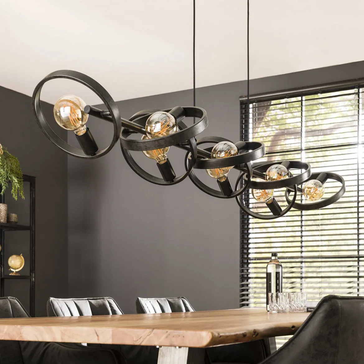 Grote hanglamp metalen ringen zwart - Santa Hover 8