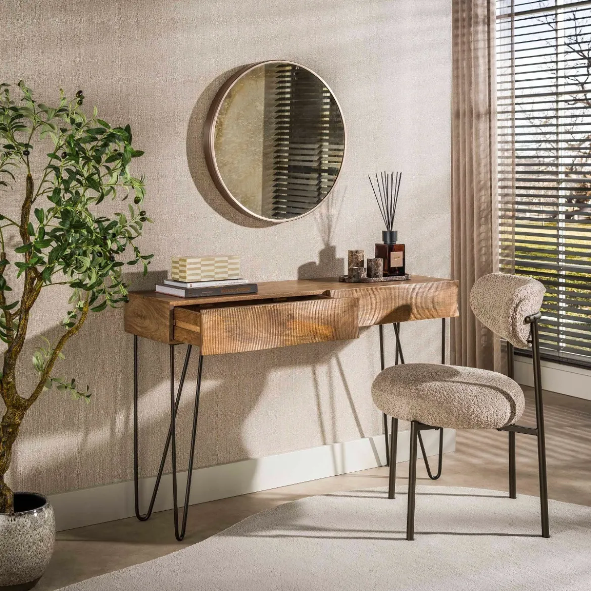Haltafel mangohout met golvend front - Giani Ocean