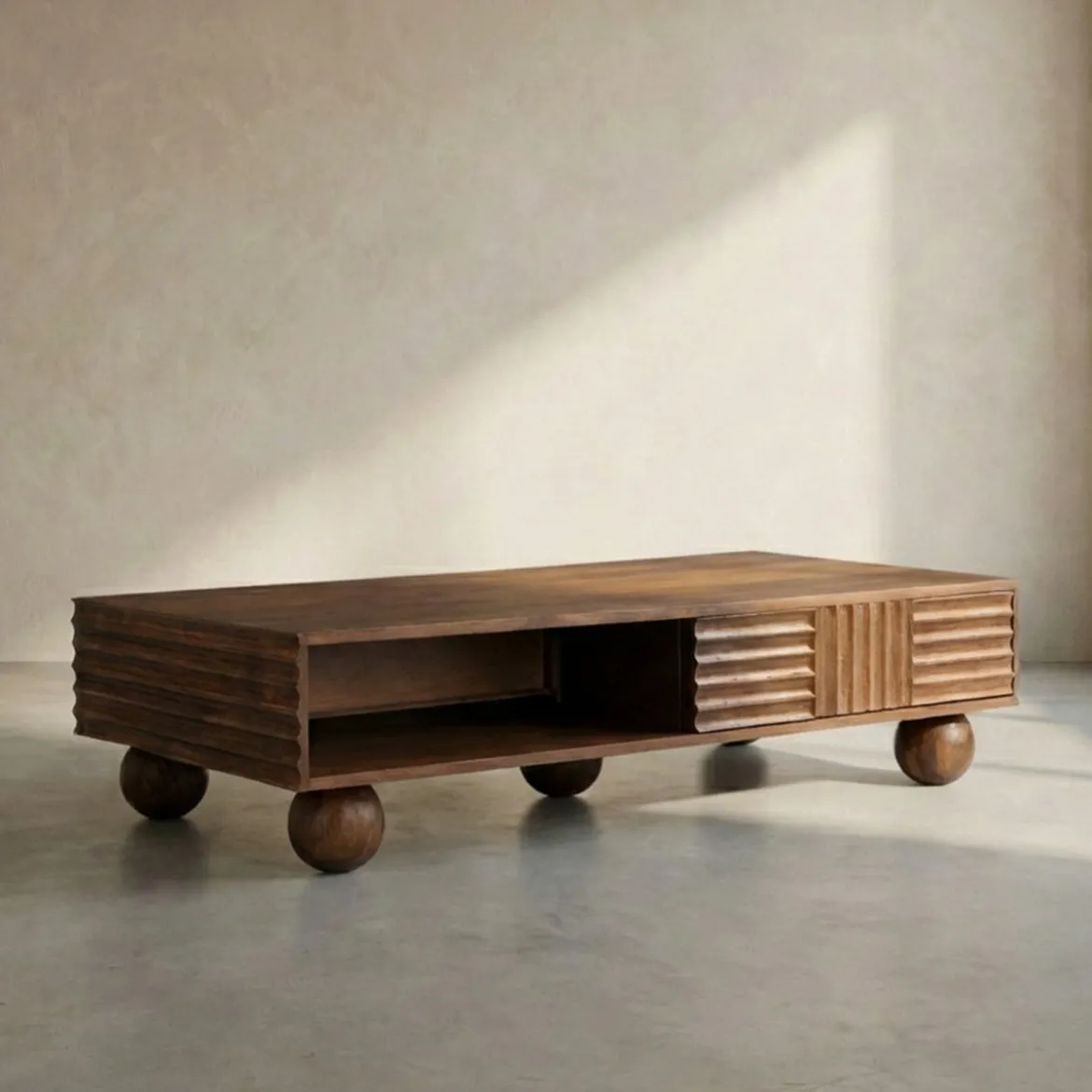 Houten salontafel met houtsnijwerk - Bodio Yemi
