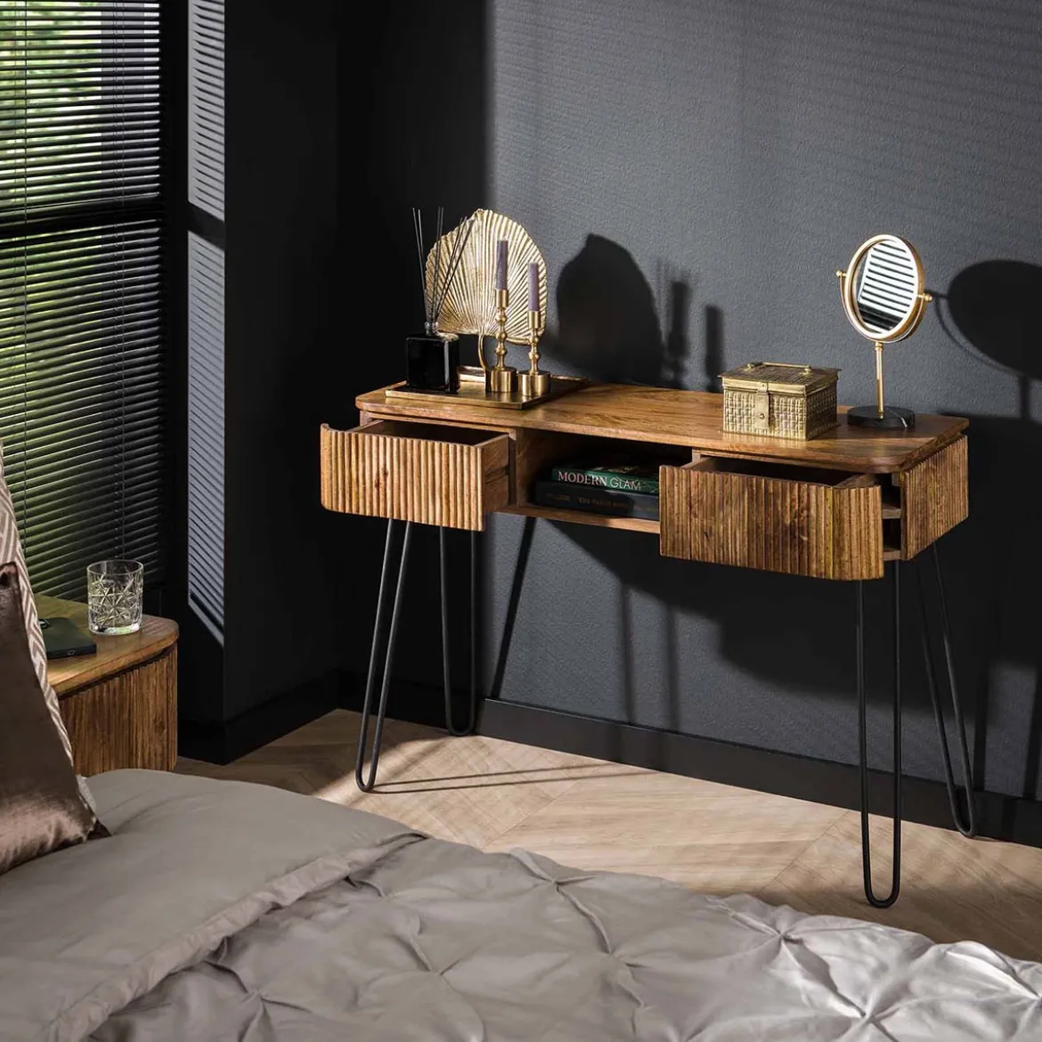 Houten sidetable met ribbels - Giani Wave
