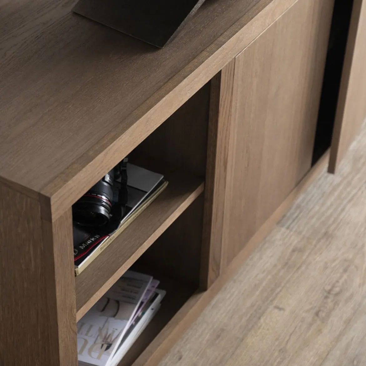 Modern dressoir lichtbruin eiken - Eleonora Helsinki