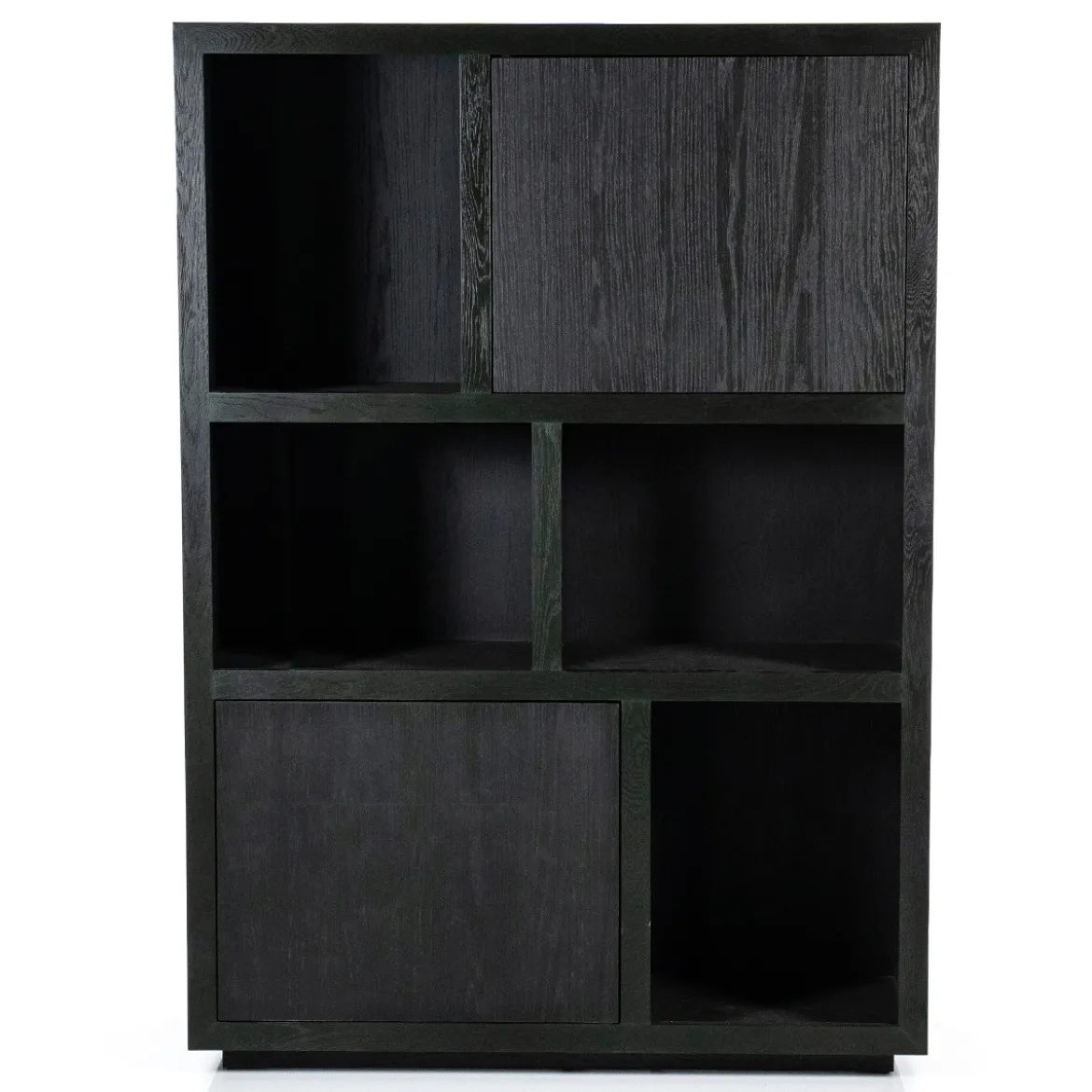 Moderne kast van zwart eiken - Eleonora Helsinki