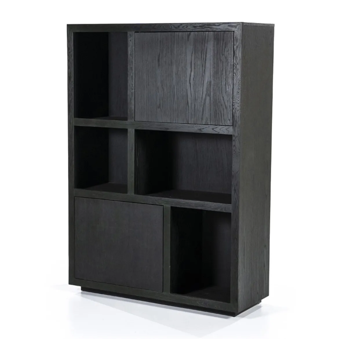 Moderne kast van zwart eiken - Eleonora Helsinki