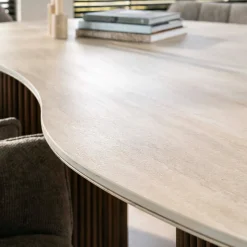 Niervormige eettafel travertin 215 cm - Giani Romano