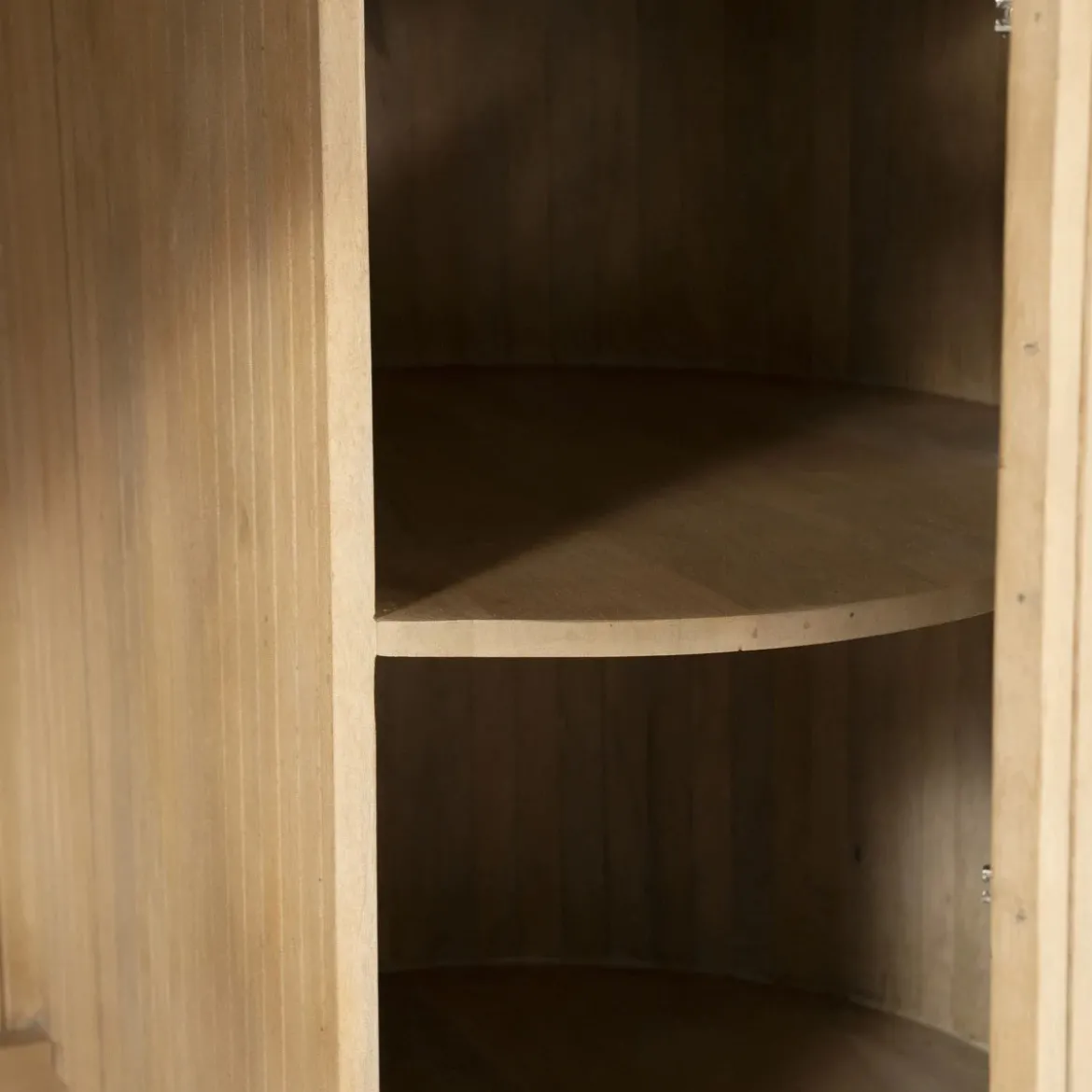 Organisch bureau marmer met ribbel hout - Eleonora Kira