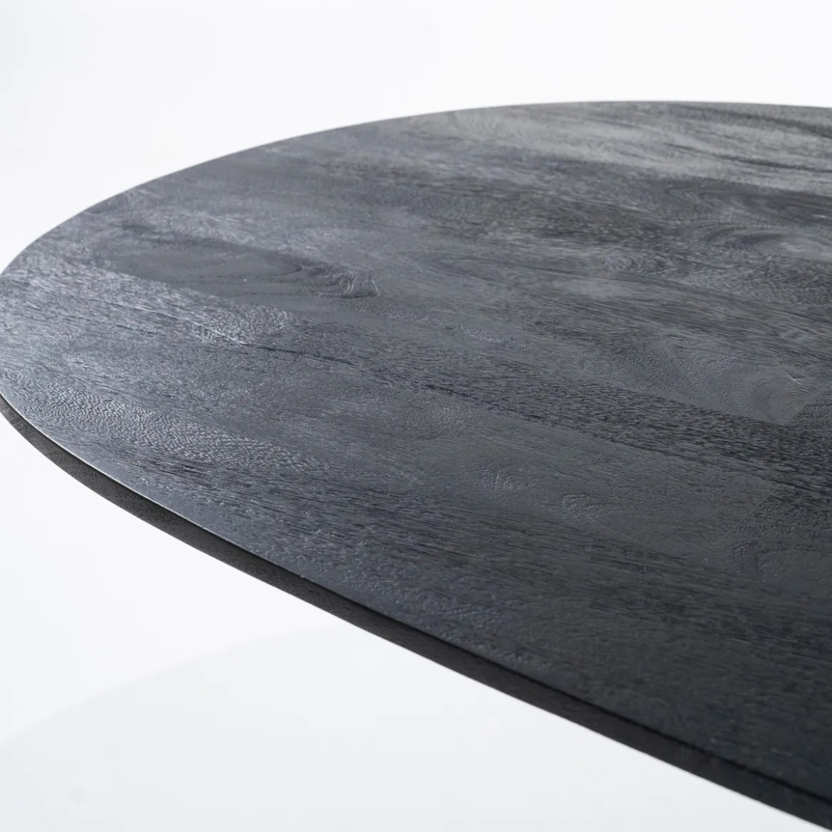 Ovale eettafel mangohout - Eleonora Aron