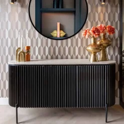 Ribbelhout dressoir met travertin blad - Richmond Interiors Hampton