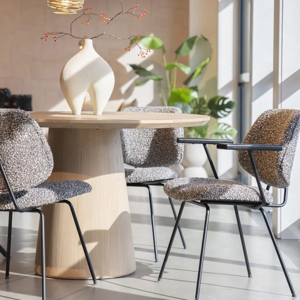 Ronde eettafel 130 cm eikenfineer - Eleonora Nola