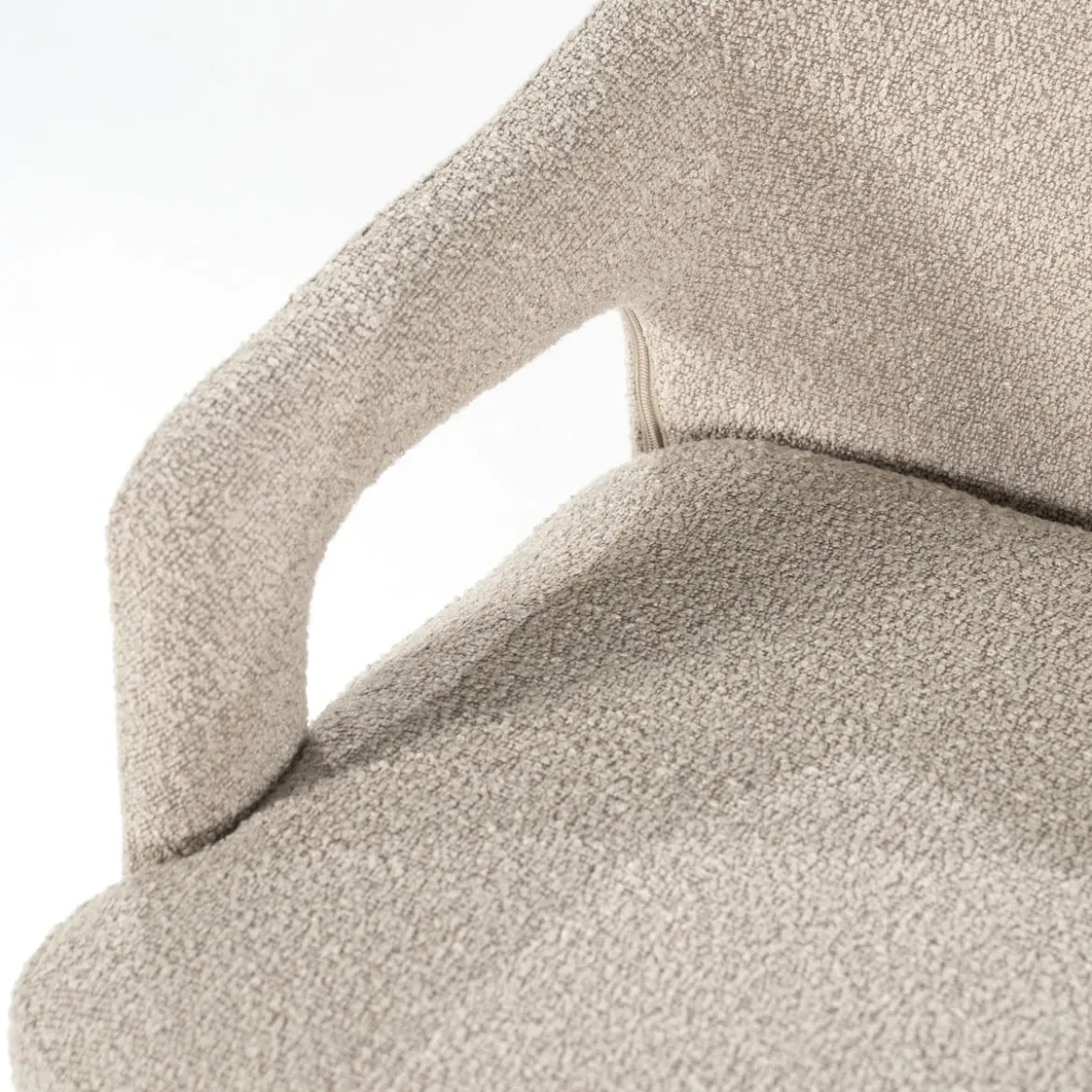 Scandinavische eetkamerstoel met armleuning taupe - By-Boo Fika