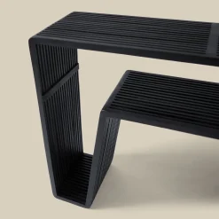 Sidetable van zwarte latjes - Bodio Teak Slats