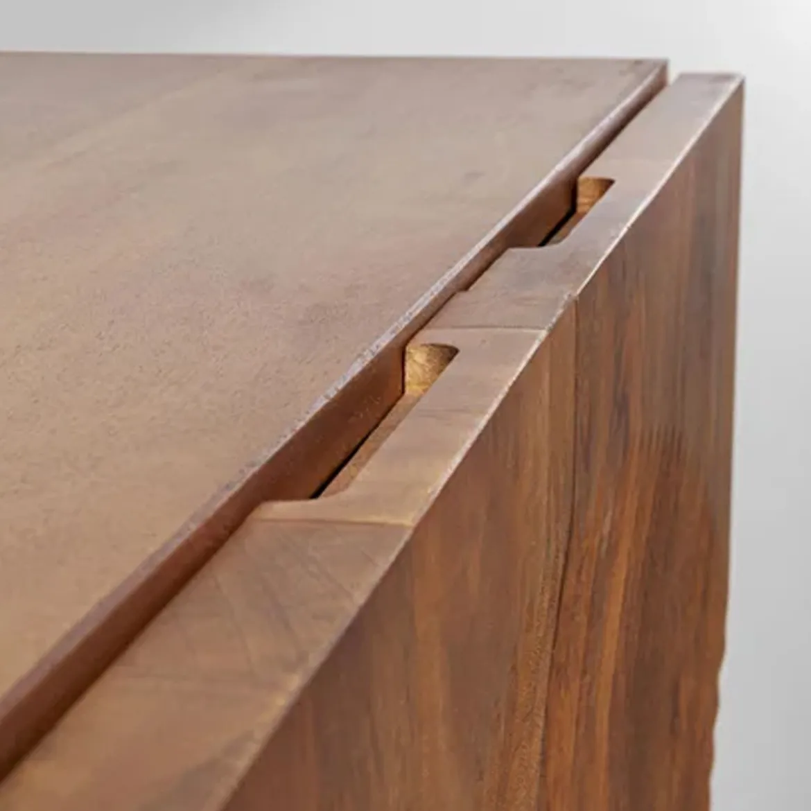 Unieke kast met houtsnijwerk deuren - Kare Design Madeira Bright
