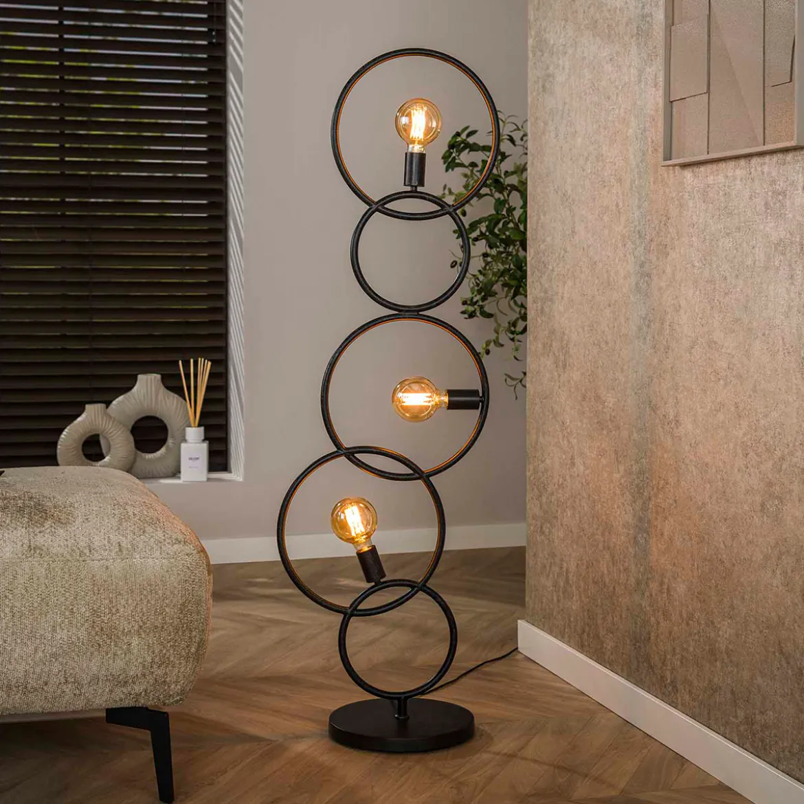 Vloerlamp metalen ringen - Santa Loop