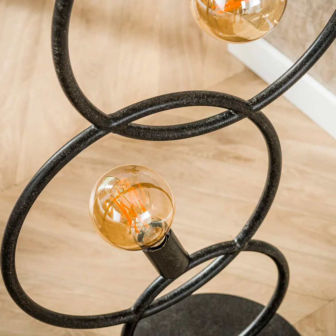 Vloerlamp metalen ringen - Santa Loop