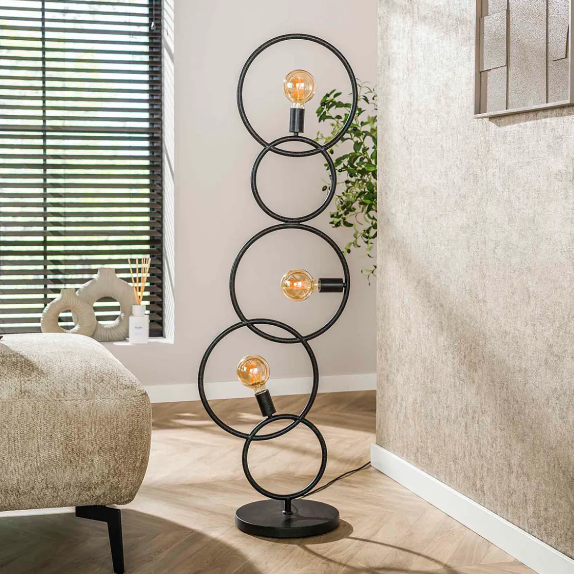 Vloerlamp metalen ringen - Santa Loop