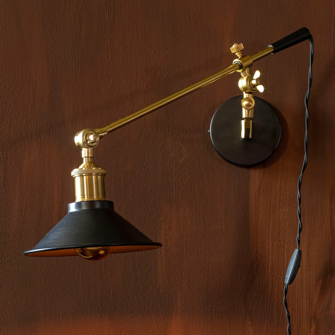 Wandlamp goud en zwart - Dutchbone Penelope