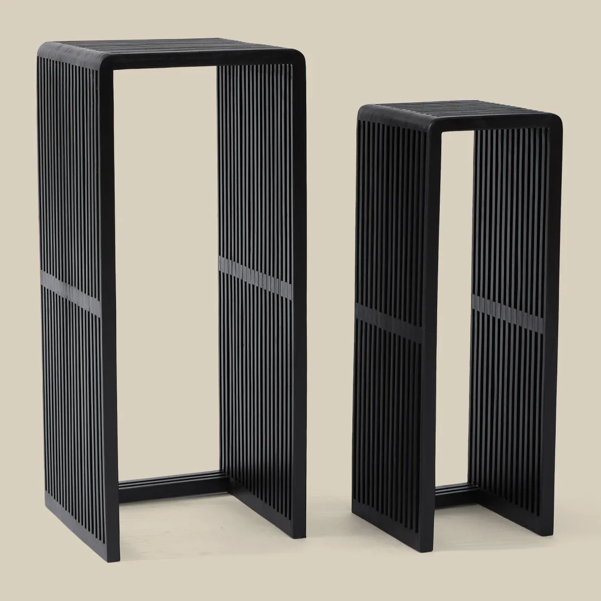 Zuilen set teak latjes zwart - Bodio Teak Slats