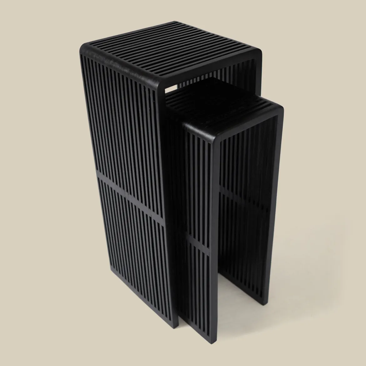 Zuilen set teak latjes zwart - Bodio Teak Slats