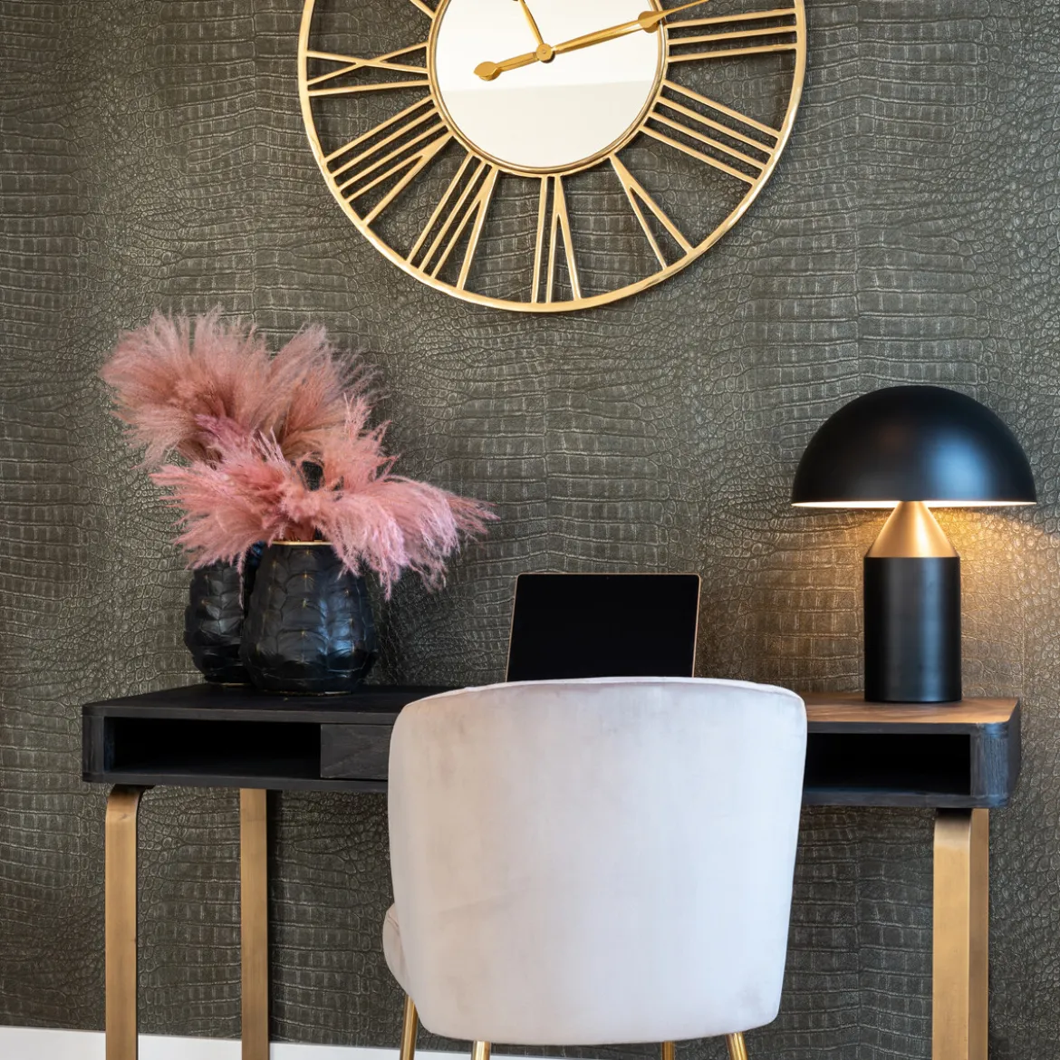 Zwart bureau met visgraat - Richmond Interiors Blackbone Brass