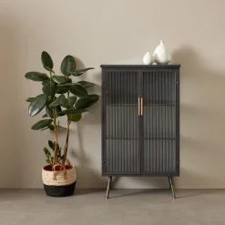 Zwarte wandkast met geribbeld glas - Kare Design Gomera